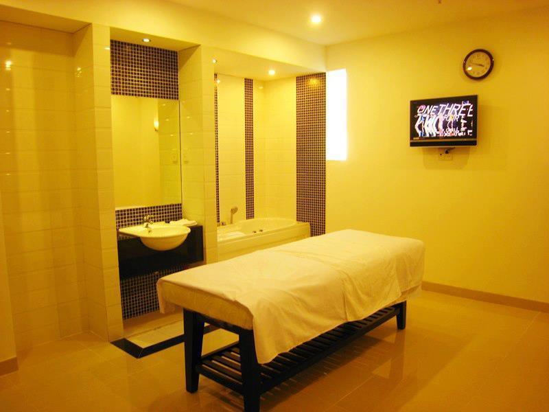 Apogee Hotel Thành Pho Ho Chí Minh Esterno foto